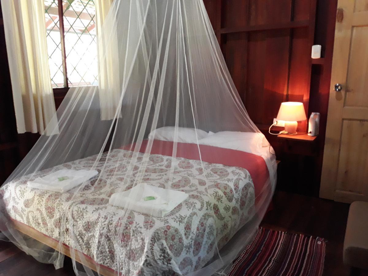Cabinas Nirvana Ecolodge Cahuita Exterior foto